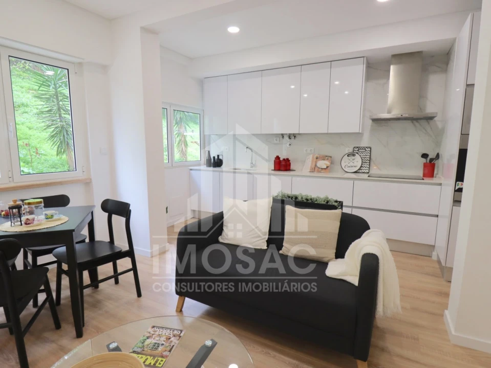 Apartamento T3 para Venda em Benfica Foto 14