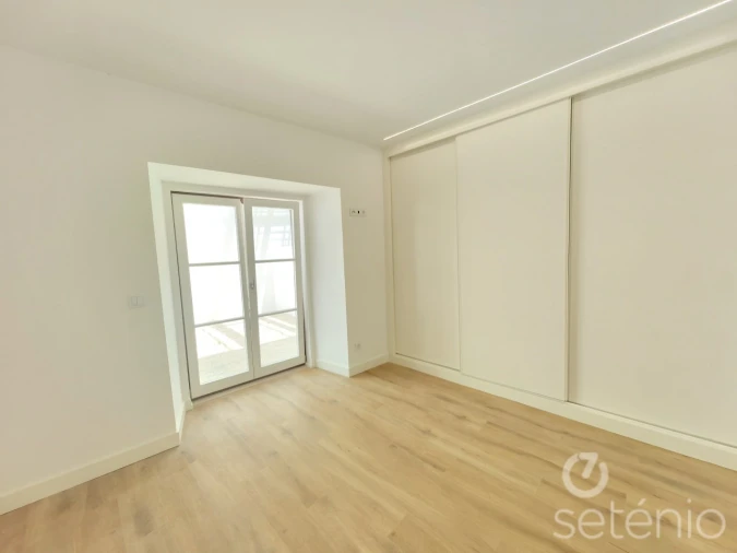 Apartamento T1 para Venda em Santo António Foto 5