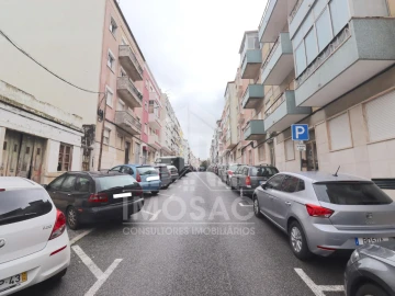 Apartamento T2 para Venda em São Domingos de Benfica