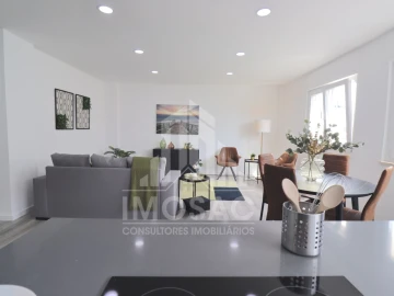 Apartamento T2 para Venda em Benfica