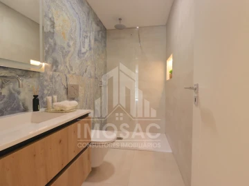 Apartamento T2 para Venda em Benfica