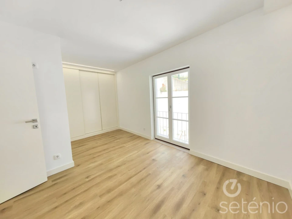 Apartamento T2 para Venda em Santo António Foto 8