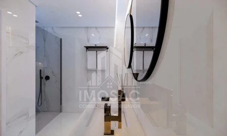 Apartamento T5 para Venda em Loures
