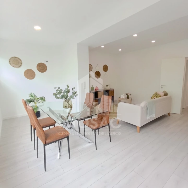 Apartamento T3 para Venda em Benfica Foto 12