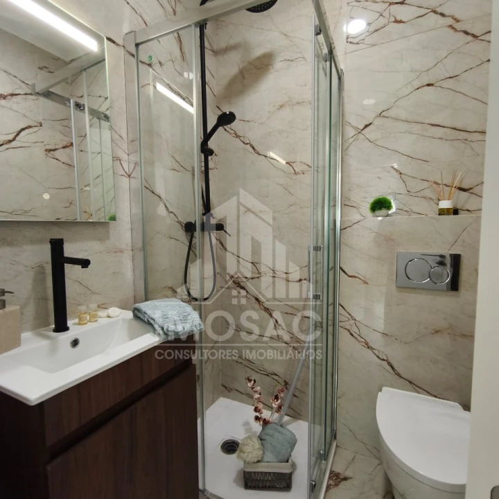 Apartamento T3 para Venda em Benfica Foto 6