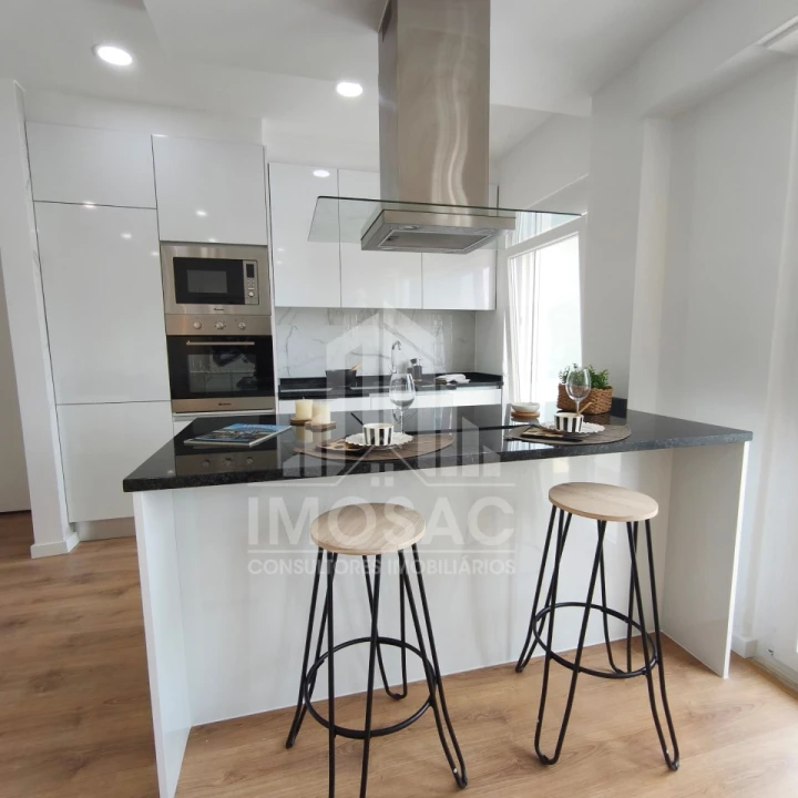 Apartamento T3 para Venda em Benfica Foto 17