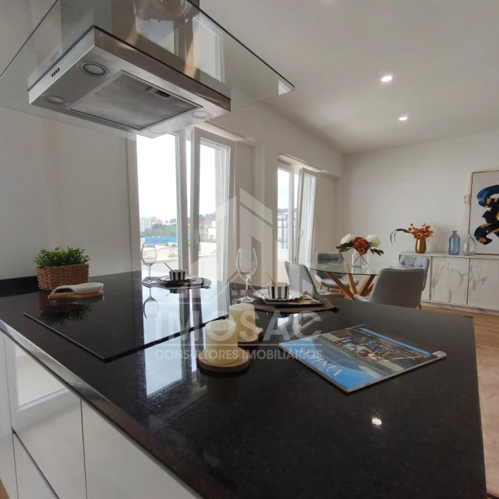 Apartamento T3 para Venda em Benfica Foto 18