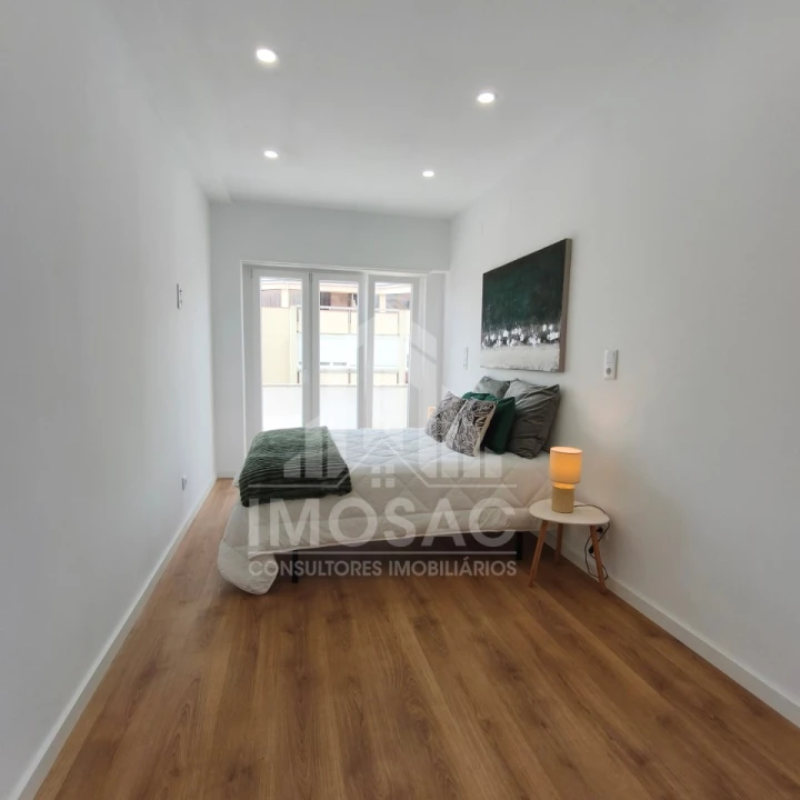 Apartamento T3 para Venda em Benfica Foto 25