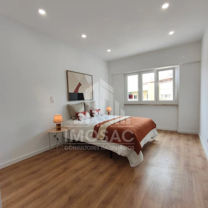 Apartamento T3 para Venda em Benfica Foto 28