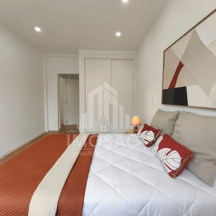 Apartamento T3 para Venda em Benfica Foto 30