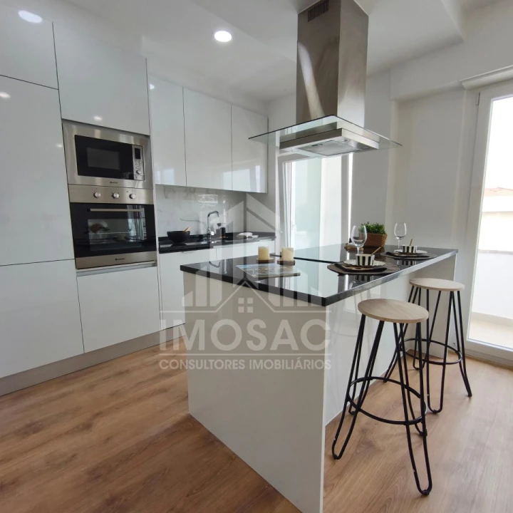 Apartamento T3 para Venda em Benfica Foto 33