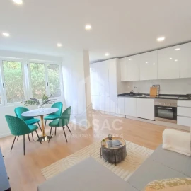 Apartamento T3 para Venda em Benfica