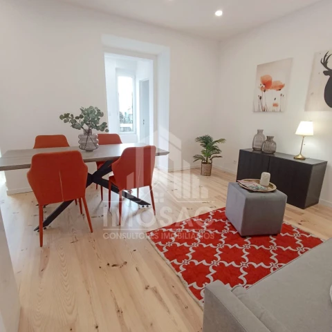 Apartamento T3 para Venda em Benfica