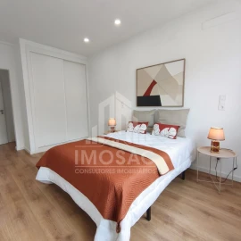 Apartamento T3 para Venda em Benfica