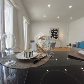 Apartamento T3 para Venda em Benfica