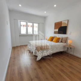 Apartamento T3 para Venda em Benfica