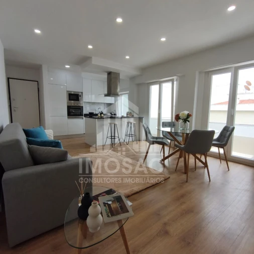 Apartamento T3 para Venda em Benfica Foto 15