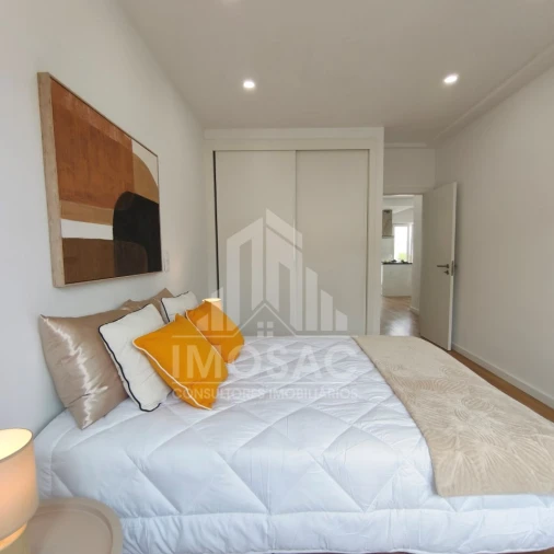Apartamento T3 para Venda em Benfica Foto 24