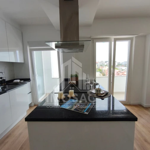 Apartamento T3 para Venda em Benfica Foto 32