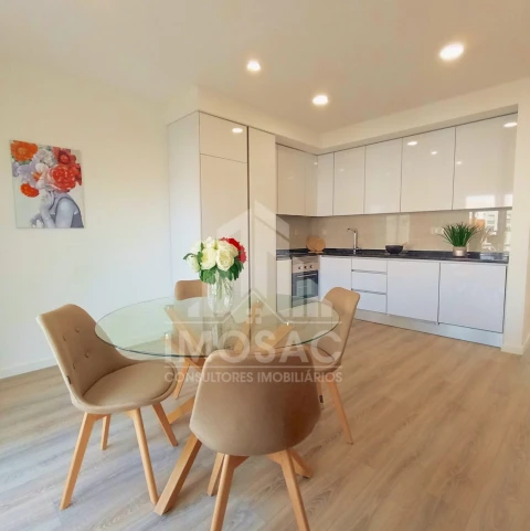 Apartamento T3 para Venda em Benfica