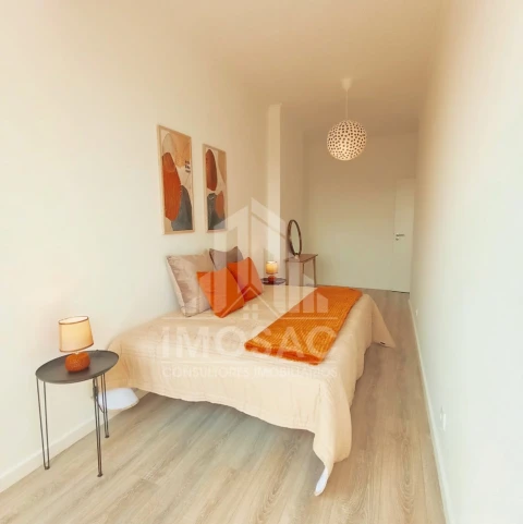 Apartamento T3 para Venda em Benfica