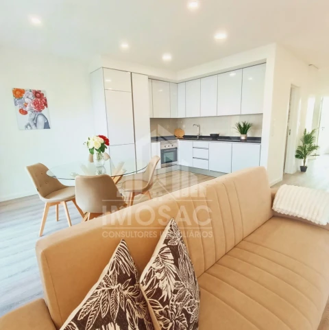 Apartamento T3 para Venda em Benfica