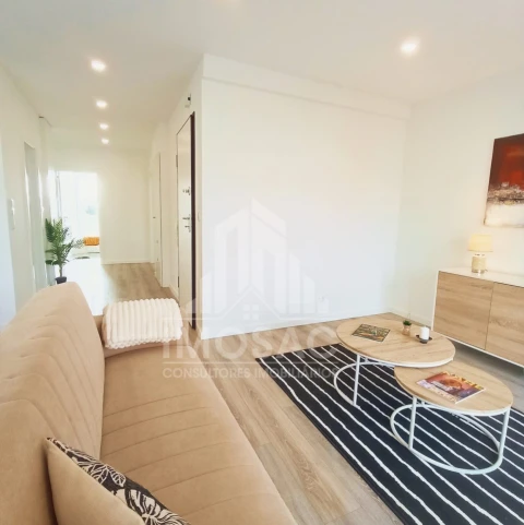 Apartamento T3 para Venda em Benfica