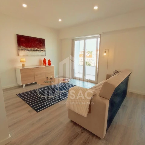 Apartamento T3 para Venda em Benfica