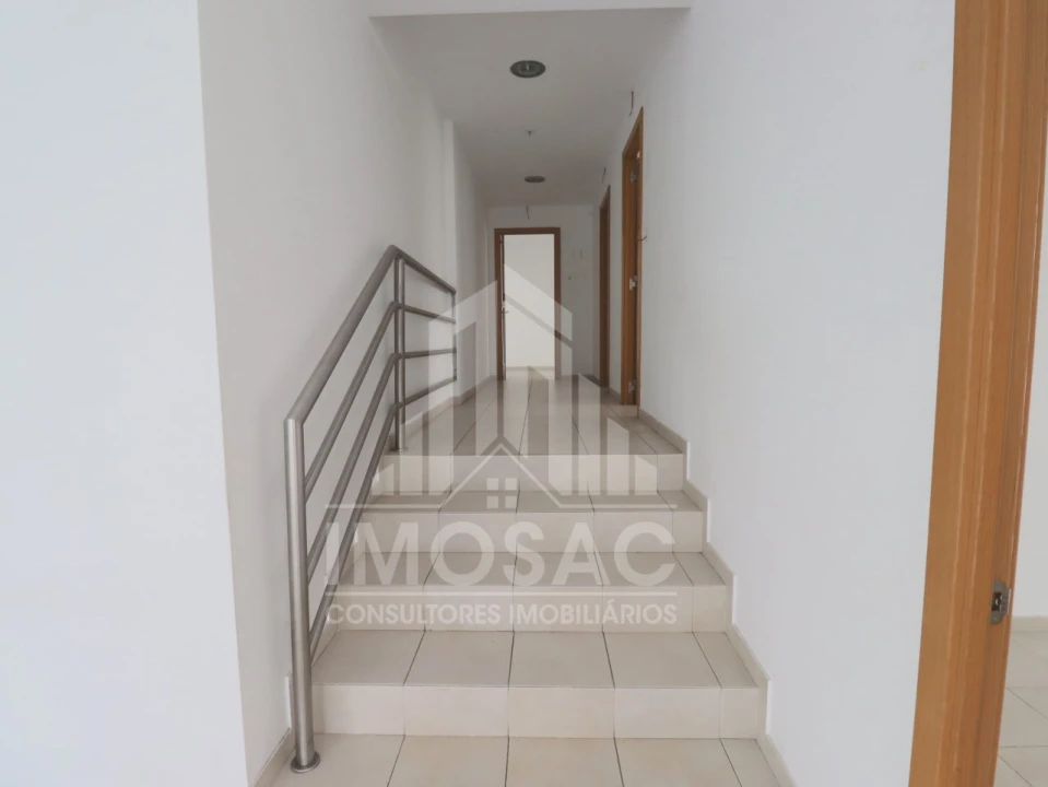 Loja para Venda em Odivelas Foto 13