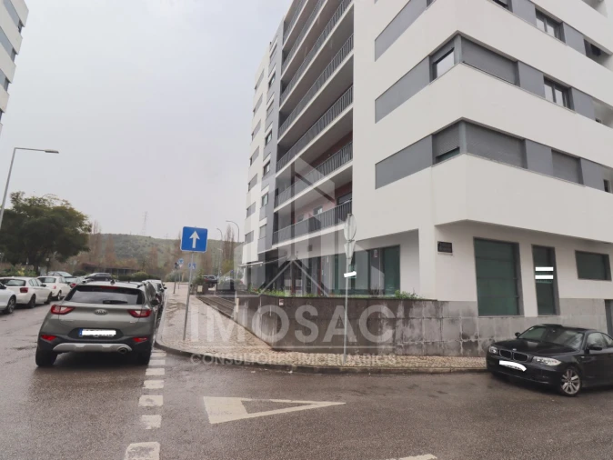 Loja para Venda em Odivelas Foto 18