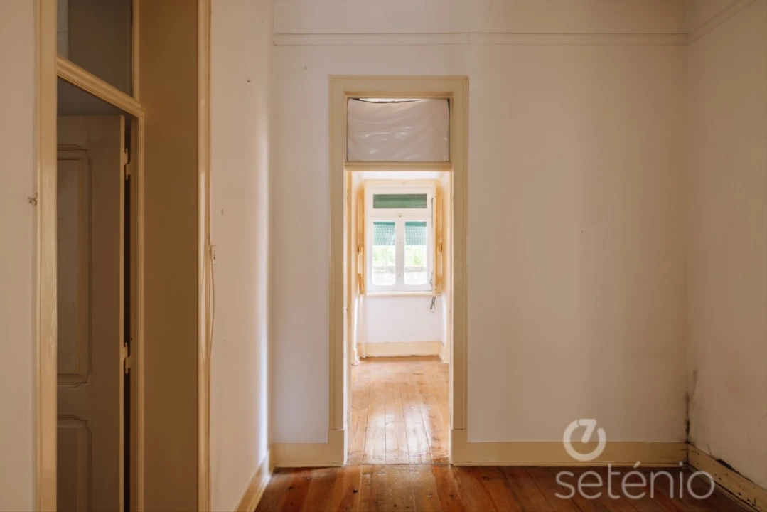 Apartamento T4 para Venda em Arroios Foto 12