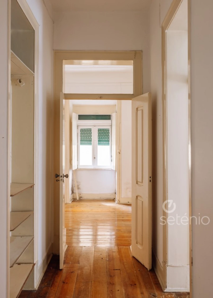 Apartamento T4 para Venda em Arroios Foto 4