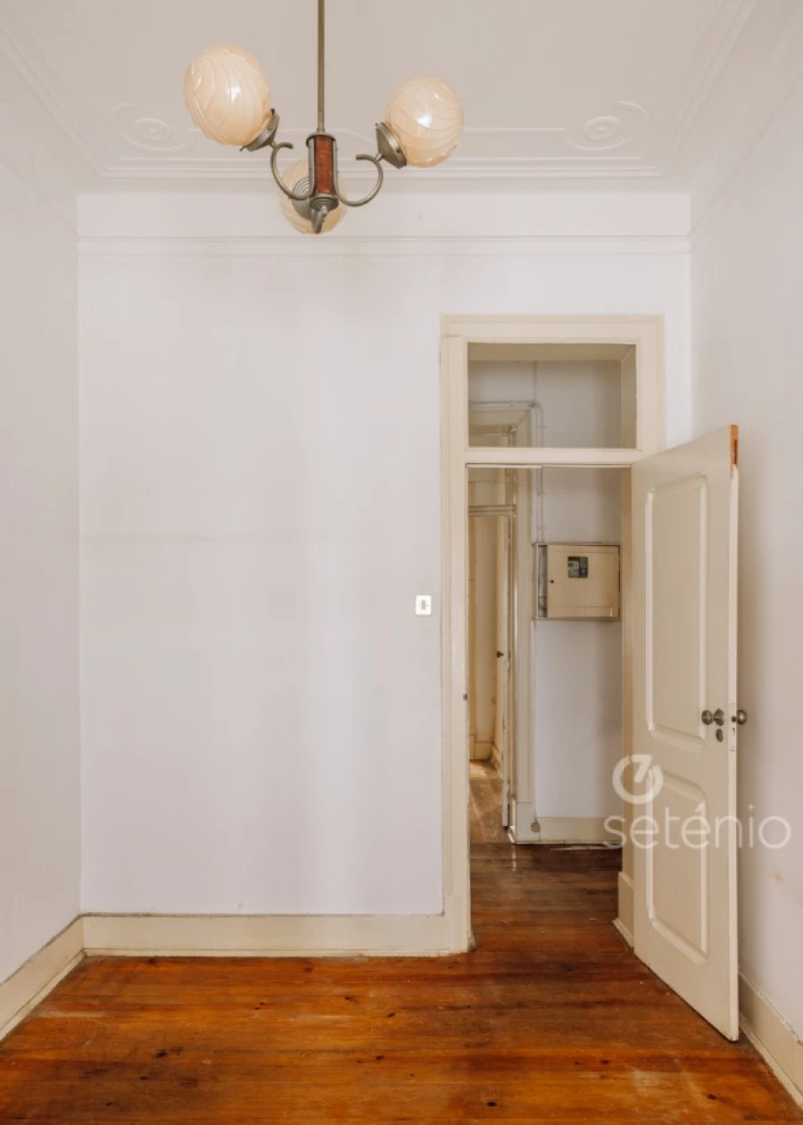 Apartamento T4 para Venda em Arroios Foto 18