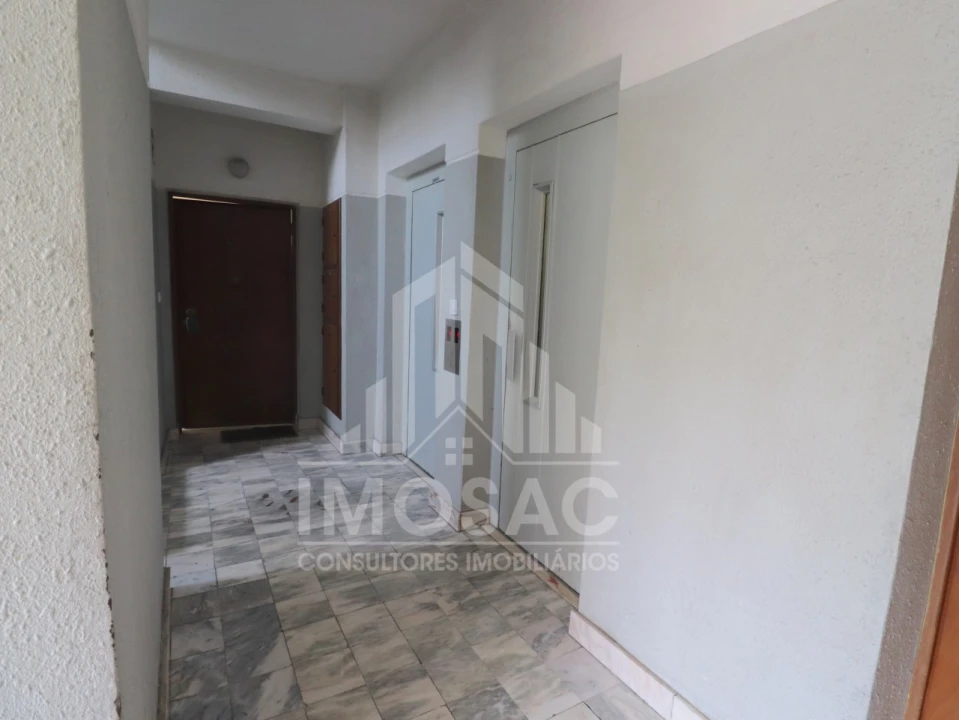 Apartamento T3 para Venda em Loures Foto 15