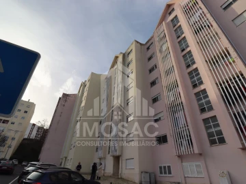 Apartamento T3 para Venda em Loures
