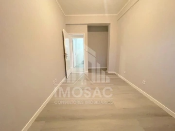 Apartamento T3 para Venda em Loures