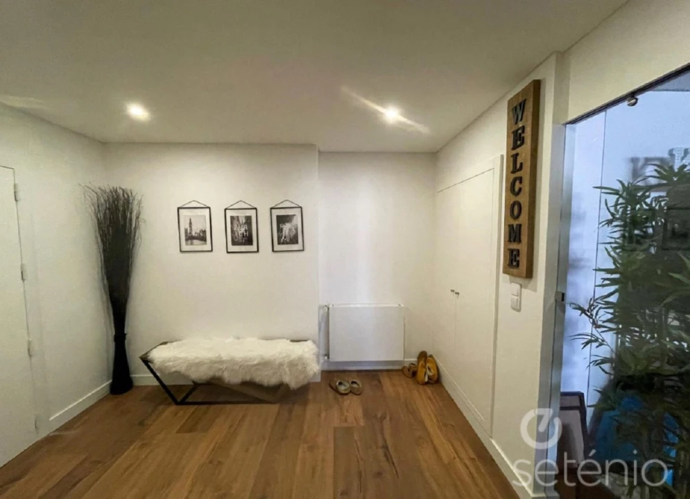 Apartamento T3 para Venda em Areeiro Foto 9