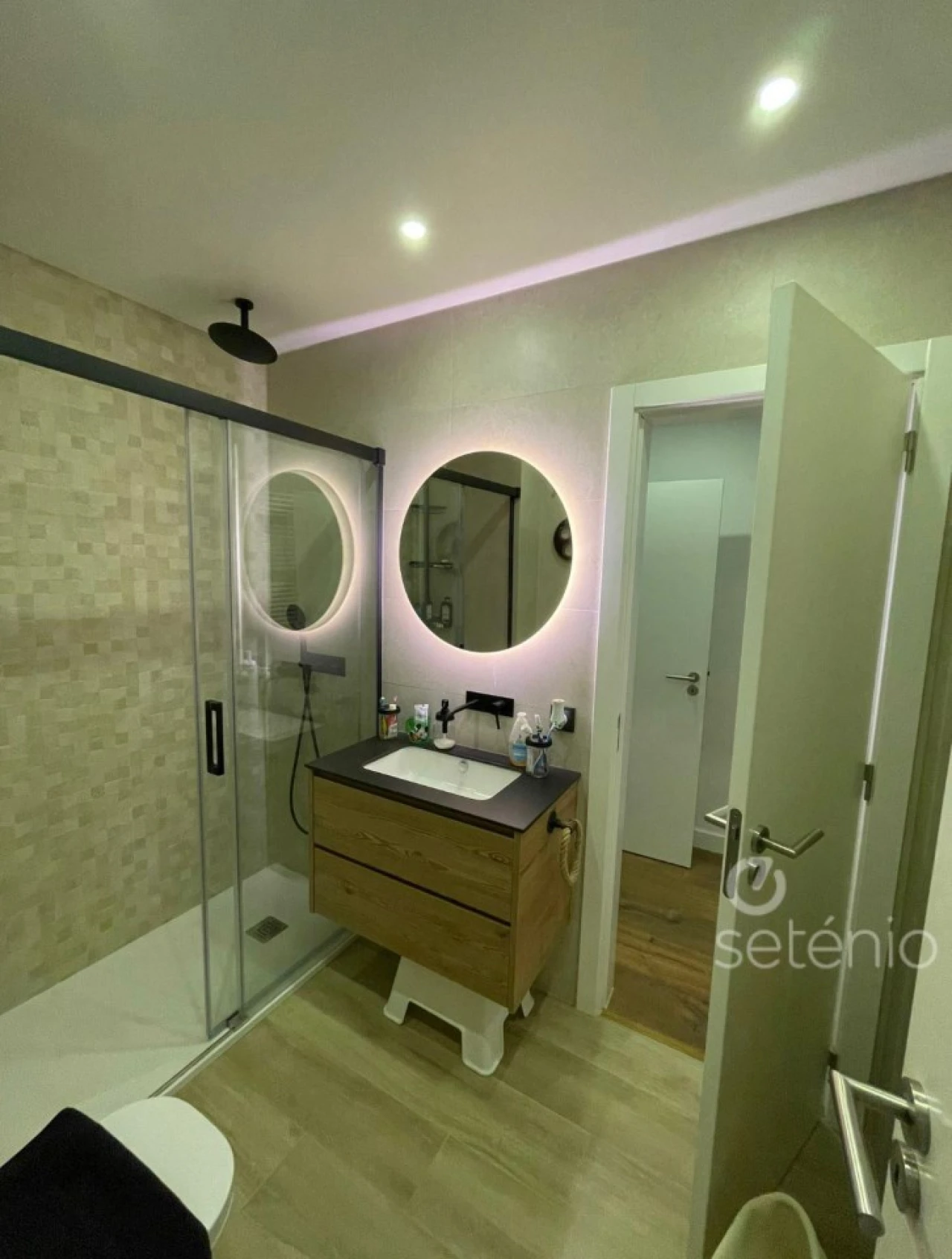 Apartamento T3 para Venda em Areeiro Foto 10