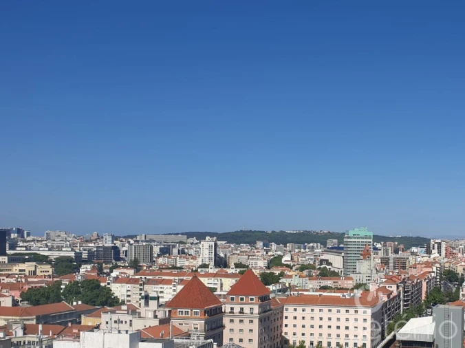 Apartamento T3 para Venda em Areeiro Foto 6