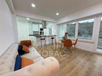 Apartamento T3 para Venda em Benfica