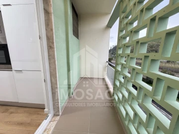 Apartamento T3 para Venda em Benfica