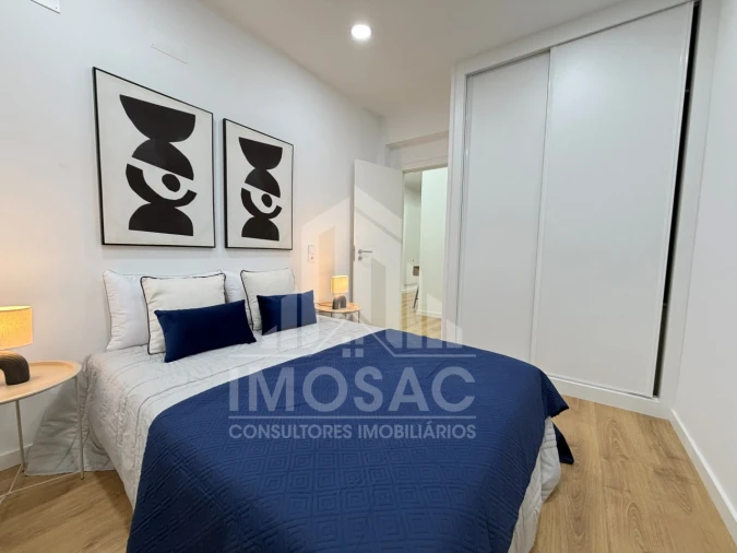 Apartamento T3 para Venda em Benfica Foto 3