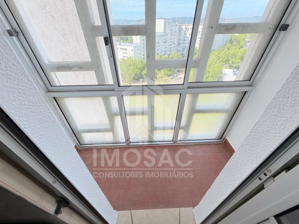 Apartamento T2 para Venda em Loures Foto 19