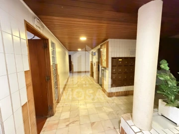 Apartamento T2 para Venda em Loures