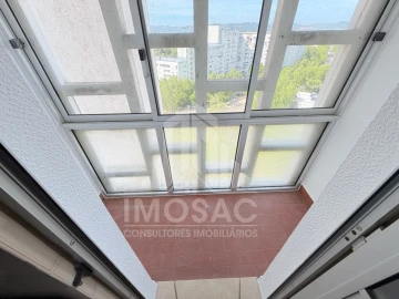 Apartamento T2 para Venda em Loures