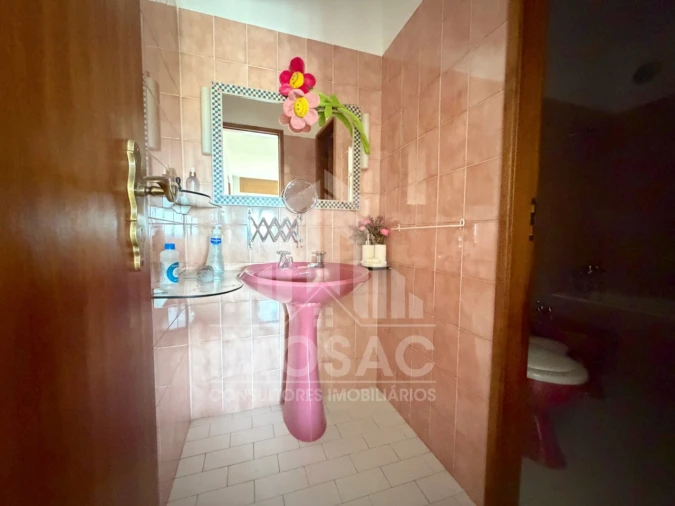 Apartamento T2 para Venda em Loures Foto 6