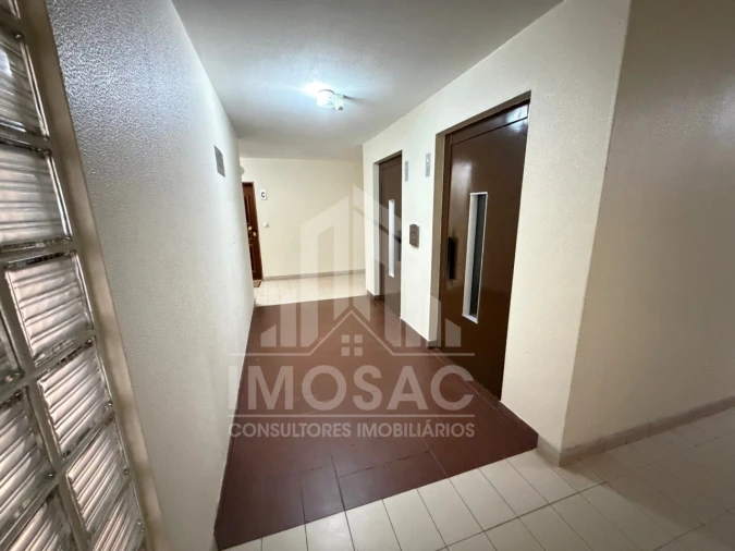 Apartamento T2 para Venda em Loures Foto 16