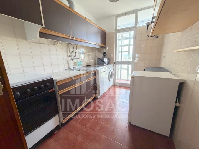 Apartamento T2 para Venda em Loures Foto 18