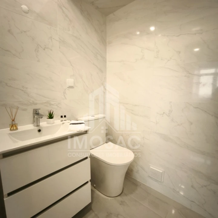 Apartamento T3 para Venda em Benfica Foto 23