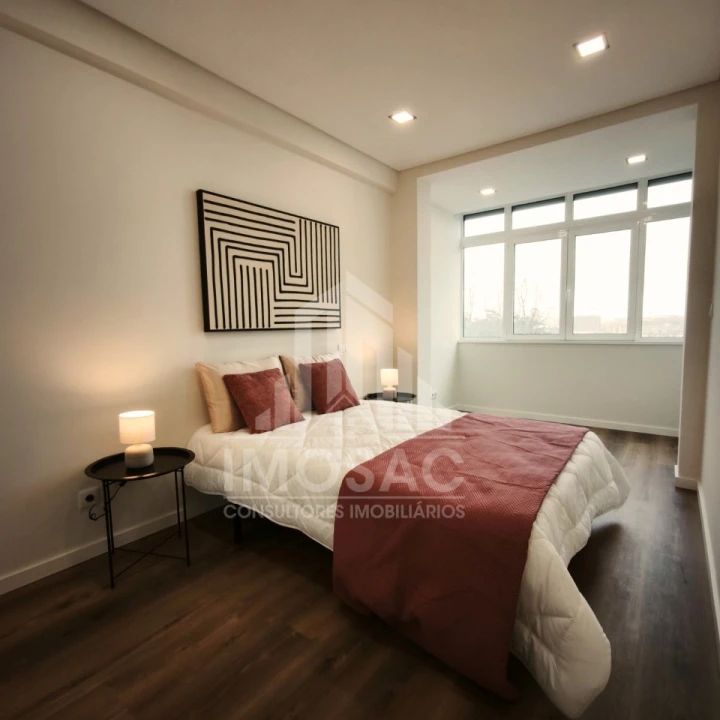 Apartamento T3 para Venda em Benfica Foto 5